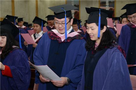 http://mba.znufe.edu.cn/Upload/HtmlEditor/DSC_2122_%E5%89%AF%E6%9C%AC.jpg
