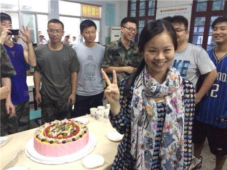http://mba.znufe.edu.cn/Upload/HtmlEditor/416076980_%E5%89%AF%E6%9C%AC.jpg