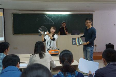 http://mba.znufe.edu.cn/Upload/HtmlEditor/DSC02788.jpg