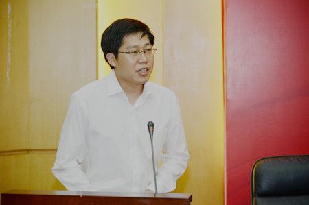 http://mba.znufe.edu.cn/Upload/HtmlEditor/DSC_0760(2).JPG